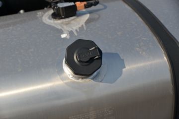 ���� ����˹V9 220���� 4X2 6.2�ײ�դʽ�ػ���ͼƬ