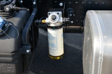 ���� ����˹V9 220���� 4X2 6.2�ײ�դʽ�ػ���ͼƬ