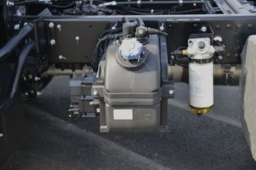 ���� ����˹V9 220���� 4X2 6.2�ײ�դʽ�ػ���ͼƬ