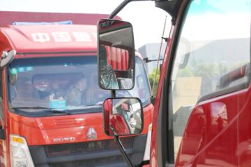 ���� ����J3 127���� 4X2 3.7����ʽ�ػ���(����)ͼƬ