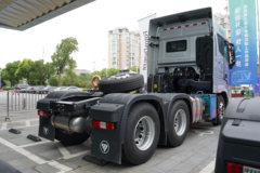 福田 欧曼EST 6系重卡 580马力 6X4 AMT自动挡牵引车(国六)(BJ4259Y6DHL-12)