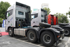 福田 欧曼EST 6系重卡 580马力 6X4 AMT自动挡牵引车(国六)(BJ4259Y6DHL-12)