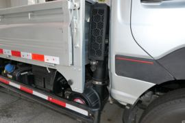 小帅&nbsp;载货车底盘                                                图片