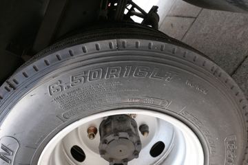 �й�����HOWO С˧ 130���� 4X2 3.95�׵�������С��(ZZ1047F3111F145)ͼƬ