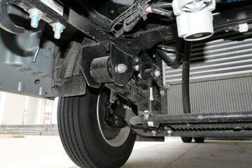 �й�����HOWO С˧ 130���� 4X2 3.95�׵�������С��(ZZ1047F3111F145)ͼƬ