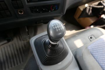 �й�����HOWO ���� 156���� 4.15�׵��Ų�դʽ�ῨͼƬ