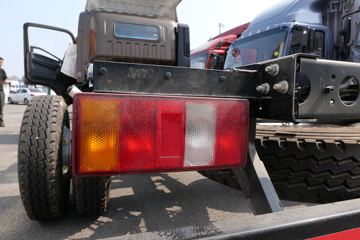 �й�����HOWO ���� 156���� 4.15�׵��Ų�դʽ�ῨͼƬ