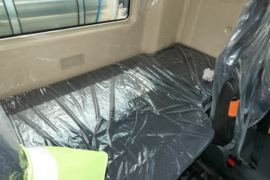 重汽豪沃(HOWO)底盘&nbsp;混凝土搅拌车驾驶室                                               图片