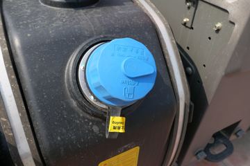 �й����� HOWO TX�ؿ� 430���� 6X4 ǣ����(����)(ZZ4257V324GF1)ͼƬ