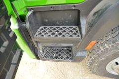 东风华神 DV5 300马力 8X4 5.8米自卸车(国六)(EQ3318GL6D11)