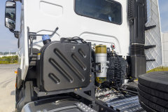 东风柳汽 乘龙H7重卡 陆航版 600马力 6X4牵引车(LZ4252H7DC1)