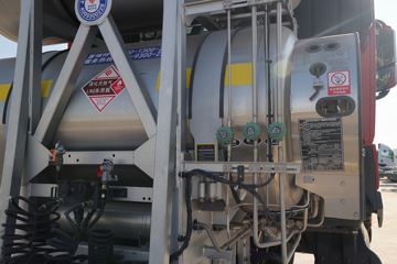 �������� ����H7�ؿ� 500���� 6X4 LNG�Զ���ǣ����(����)ͼƬ