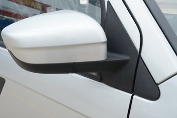 ���� �ž�T52 ��׼�� 1.5L 116���� ���� 2.5��˫������΢��(����)(SQR1027H10)ͼƬ