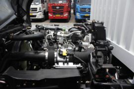 五十铃700P&nbsp;载货车底盘                                                图片