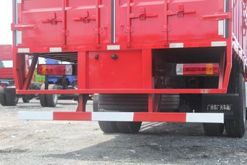 �������� ����H5�п� 290���� 6X2 9.7�ײ�դʽ�ػ���ͼƬ