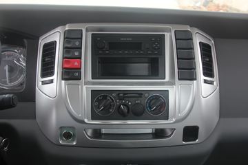 �������� ����L2�Ῠ 140���� 4X2 4.2�׵��Ų�դʽ�ػ���(LZ5041CCYL2AC1)ͼƬ