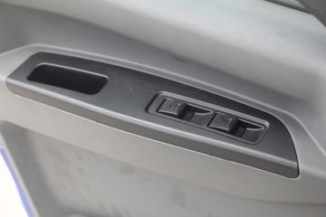 �������� ����L2�Ῠ 140���� 4X2 4.2�׵��Ų�դʽ�ػ���(LZ5041CCYL2AC1)ͼƬ