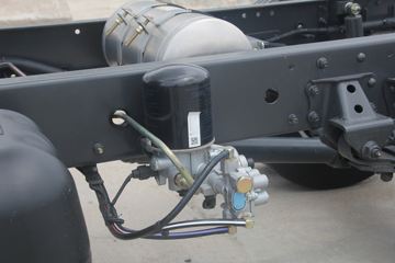 �������� ����L2�Ῠ 140���� 4X2 4.2�׵��Ų�դʽ�ػ���(LZ5041CCYL2AC1)ͼƬ