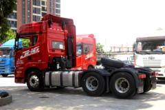 青岛解放 JH6重卡 质惠版 460马力 6X4牵引车(国六)(CA4250P26K15T1E6A80)