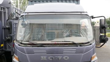 йHOWO ͳ˧ 130 4.15׵ʽῨ()(ZZ5047XXYH3315F145H)ͼƬ