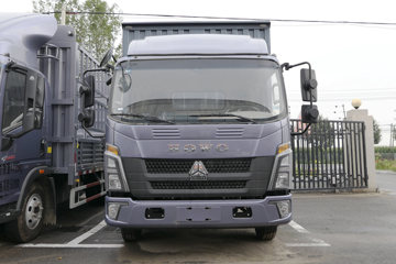 йHOWO ͳ˧ 130 4.15׵ʽῨ()(ZZ5047XXYH3315F145H)ͼƬ