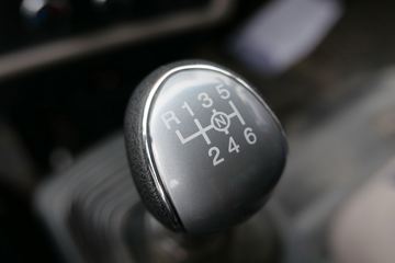 �й�����HOWO ͳ˧ 130���� 4.15�׵�����ʽ�Ῠ(����)ͼƬ