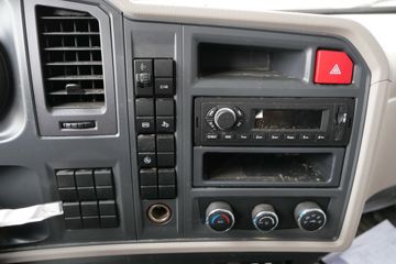�й�����HOWO ͳ˧ 130���� 4.15�׵�����ʽ�Ῠ(����)ͼƬ