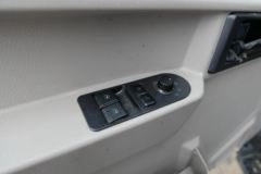 中国重汽HOWO 统帅 130马力 4.15米单排厢式轻卡(国六)(ZZ5047XXYH3315F145H)