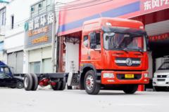 东风 多利卡D12 230马力 4X2 9.85米厢式载货车(EQ5182XXYL9CDKAC)