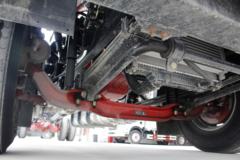 东风 多利卡D12 230马力 4X2 9.85米厢式载货车(EQ5182XXYL9CDKAC)