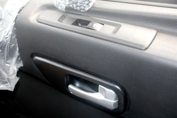 �й����� ����H5 350���� 8X4 5.6����ж��(����)(ZZ3318M60FB0)ͼƬ