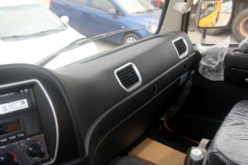 �й����� ����H5 350���� 8X4 5.6����ж��(����)(ZZ3318M60FB0)ͼƬ