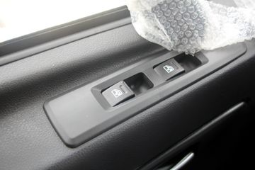 �й����� ����H5 350���� 8X4 5.6����ж��(����)(ZZ3318M60FB0)ͼƬ