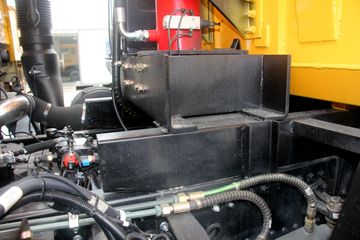 �й����� ����H5 350���� 8X4 5.6����ж��(����)(ZZ3318M60FB0)ͼƬ