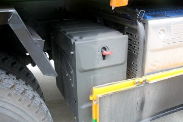 �й����� ����H5 350���� 8X4 5.6����ж��(����)(ZZ3318M60FB0)ͼƬ