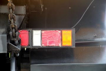 �й����� ����H5 350���� 8X4 5.6����ж��(����)(ZZ3318M60FB0)ͼƬ