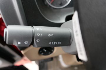 �й����� HOWO TX�ؿ� 440���� 6X4 ǣ����(ZZ4257V324GF1)ͼƬ