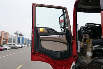 �й����� HOWO TX�ؿ� 440���� 6X4 ǣ����(ZZ4257V324GF1)ͼƬ