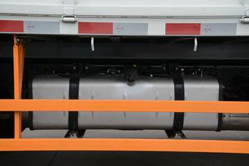 ���� �������� ��ͨ�� 152���� 4.155�׵��������Ῠ(JX1075TGA25)ͼƬ