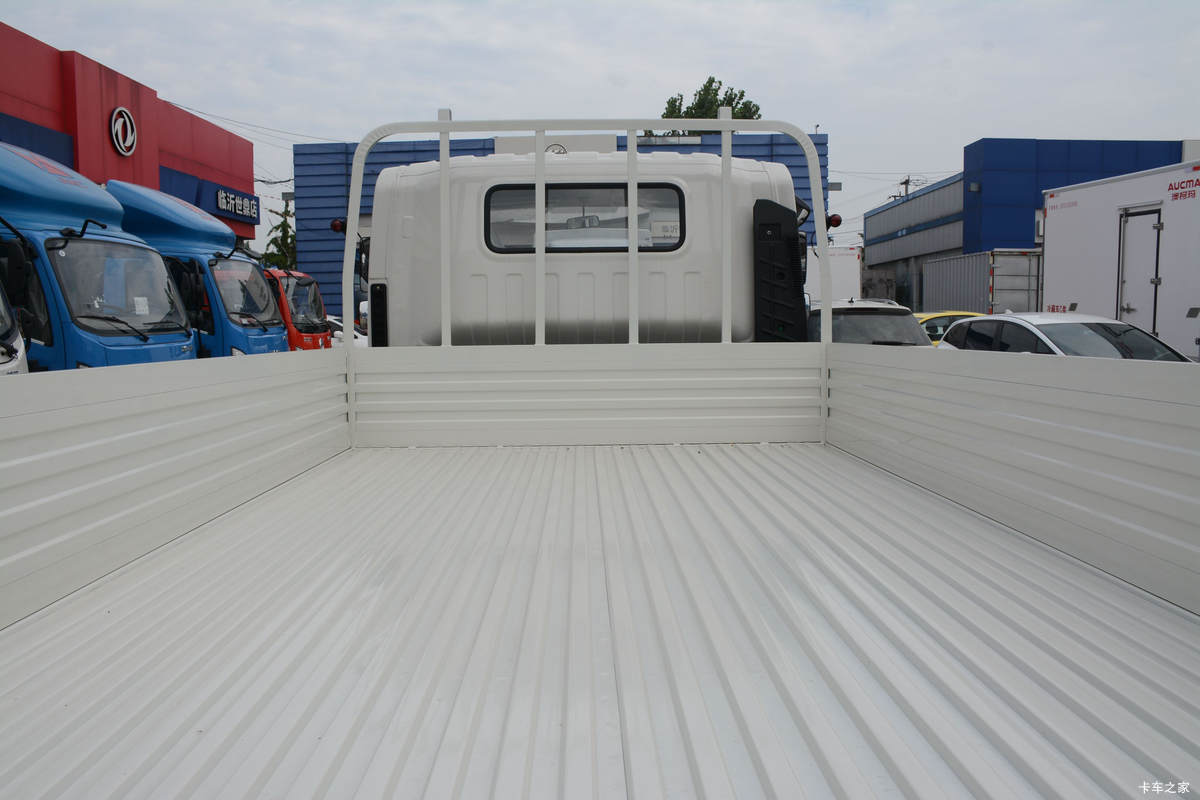 ���� �������� ��ͨ�� 152���� 4.155�׵��������Ῠ(JX1075TGA25)��װ                                                