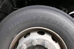 奔驰 新Actros重卡 450马力 4X2 牵引车(国六)