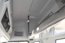 奥铃大黄蜂&nbsp;冷藏车驾驶室图片