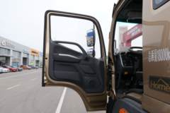 福田 奥铃大黄蜂 Home版 245马力 9.6米冷藏车(国六)(LHM5180XLCBJA3)