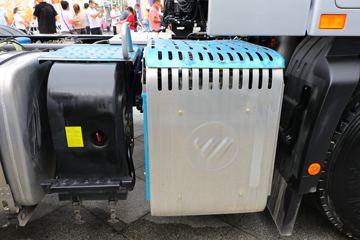 ���� ŷ��EST 580���� 6X4 �Զ���ǣ����(����)(BJ4259Y6DHL-12)ͼƬ