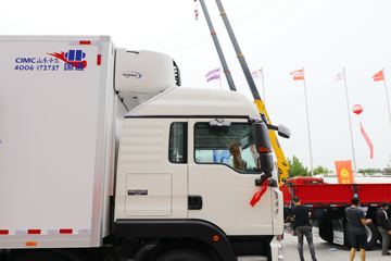 �й����� HOWO TX 330���� 6X2 9.4����س�(����)(ZZ5257XLCN56CGF1)ͼƬ