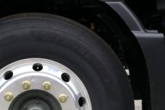 中国重汽 HOWO TX 330马力 6X2 9.4米冷藏车(国六)(ZZ5257XLCN56CGF1)