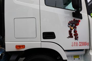 ����ŷ�� GTL ������ 360���� 6X2 ���ͳ�(����)(��ʤ��)(CSC5329GYYLB6)ͼƬ