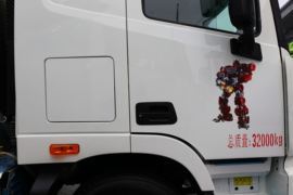 福田欧曼底盘&nbsp;油罐车外观图片