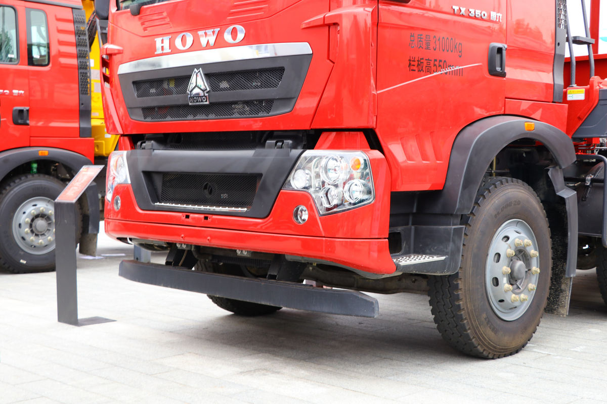 【图】中国重汽 HOWO TX 350马力 8X4 随车起重运输车(国六)(徐工机械)_实拍图片_1249430_卡车之家