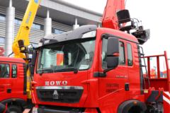 中国重汽 HOWO TX 350马力 8X4 随车起重运输车(国六)(徐工机械)(XGS5310JSQZ6)